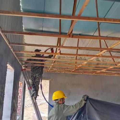 顶棚保温发泡紧密贴合案例